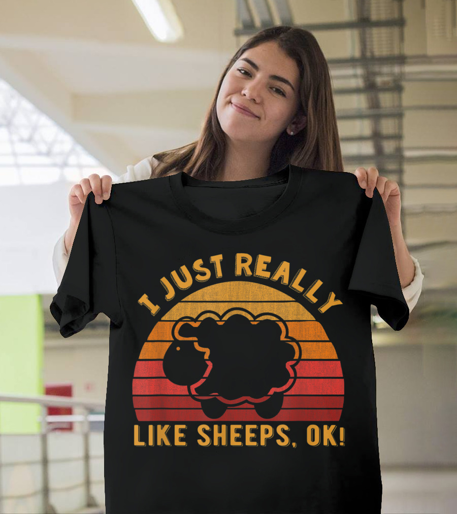 I Just Really Like Sheeps Ok Retro Sunset Lamb Lovers T-Shirt