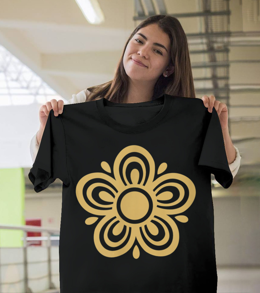 Vintage Pyrex Butterfly Gold Collectors Kitchen Retro Floral T-Shirt