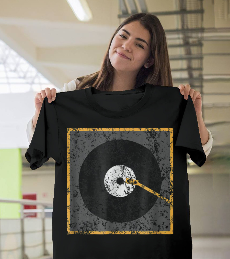 Vinyl Junkie Music Lover Record Player Vintage Aesthetic T-Shirt