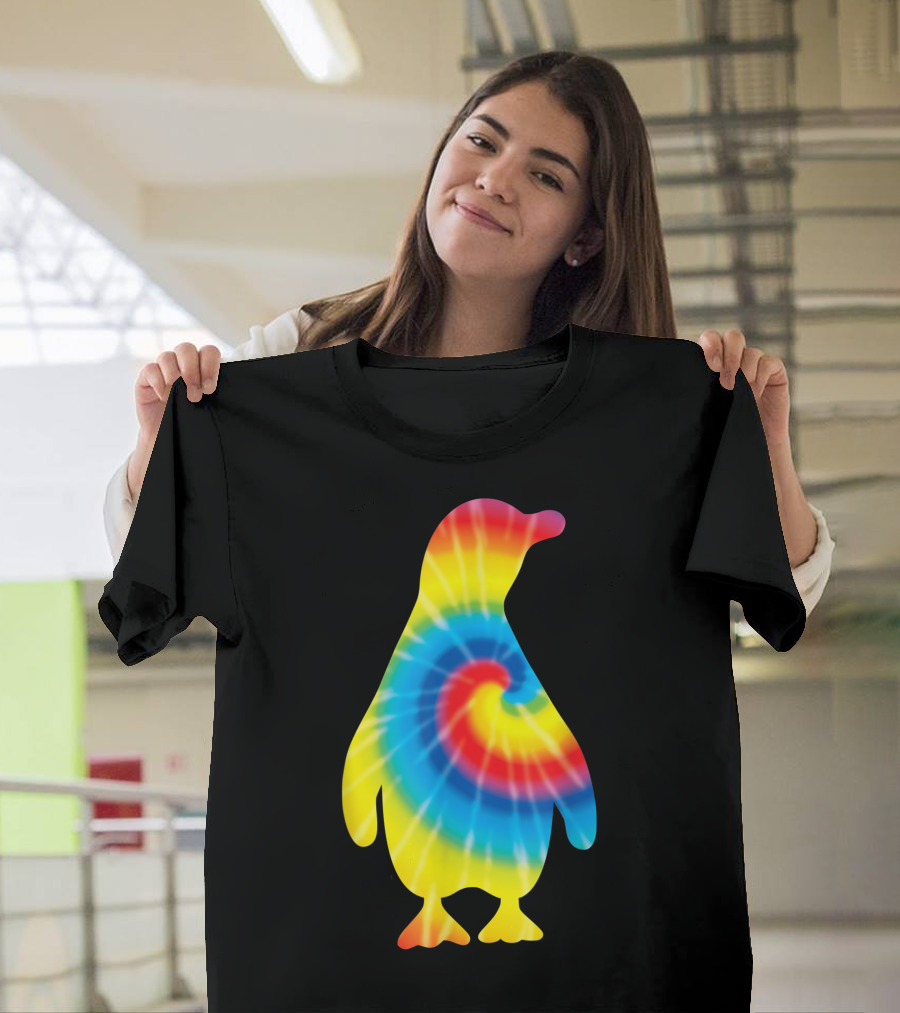 Tie Dye Penguin Rainbow Spiral Bird Animal T-Shirt