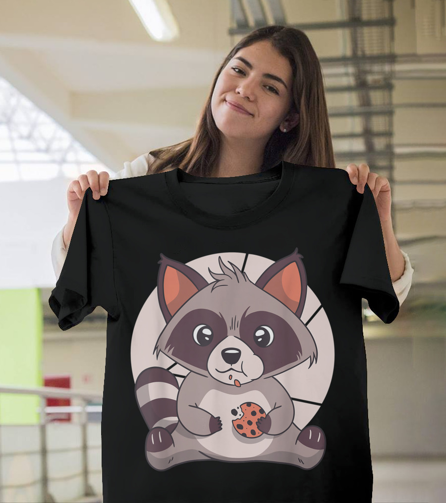 Dining Raccoon Cartoon Enjoys Cookie Racoon Love T-Shirt