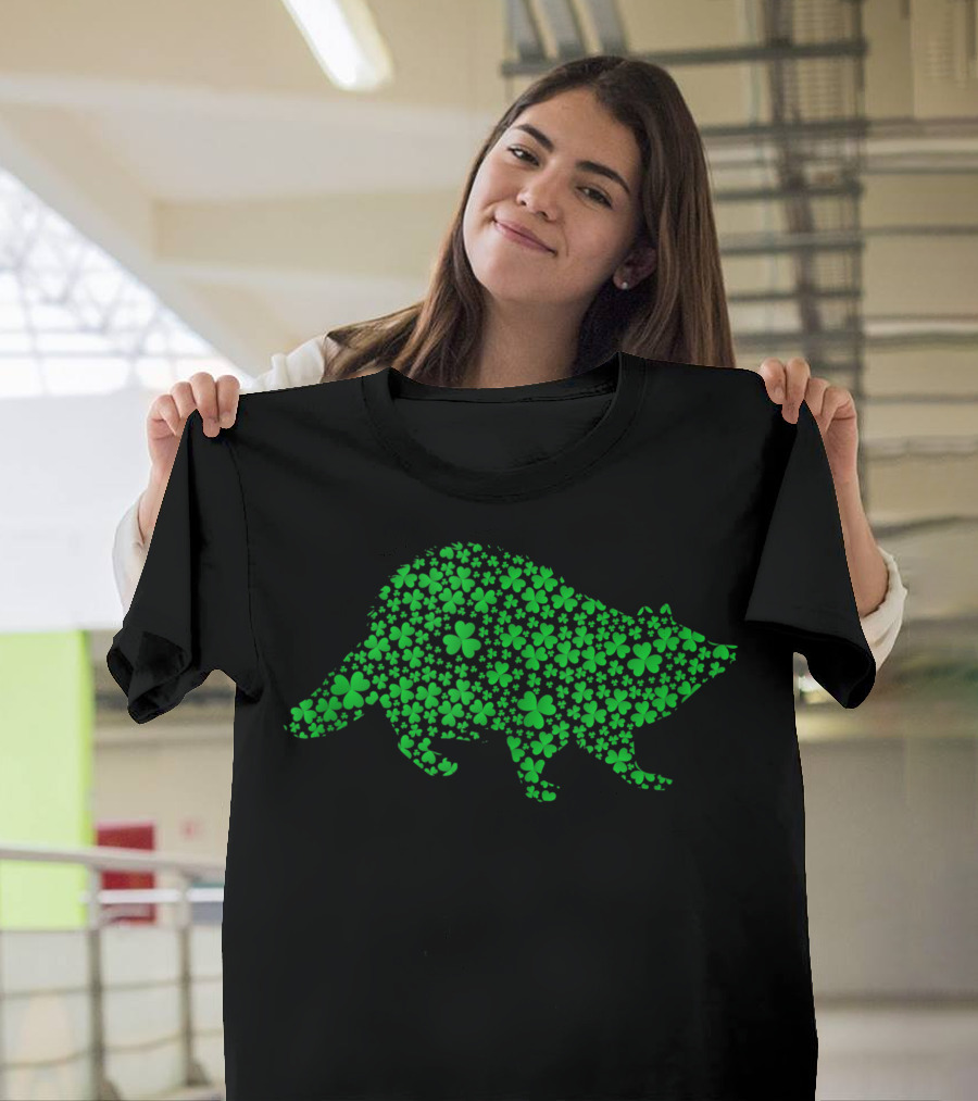 Raccoon Lover Leprechaun Raccoon Shamrock T-Shirt