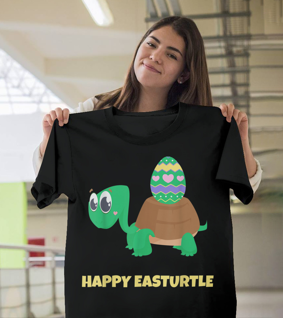 Happy Easturtle Cute Tortoise with Easter Egg T-Shirt