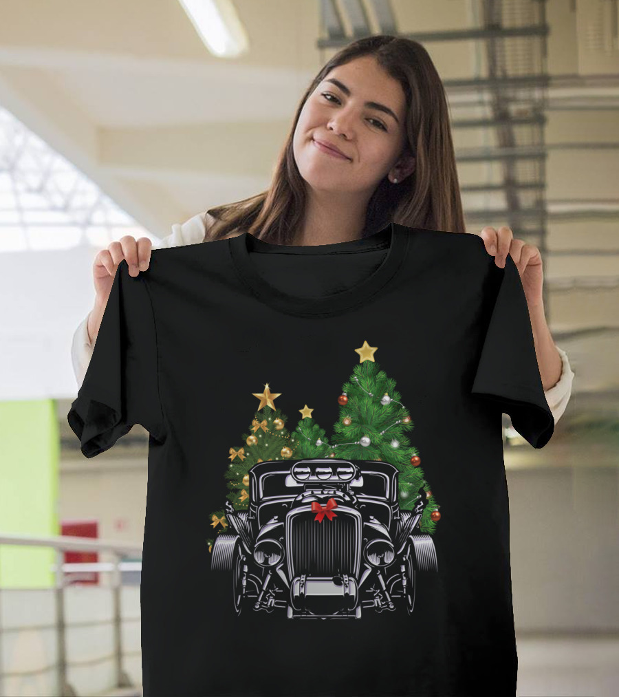 Hot Rod Ugly Christmas Classic American Car with Holiday Tree Decorations T-Shirt