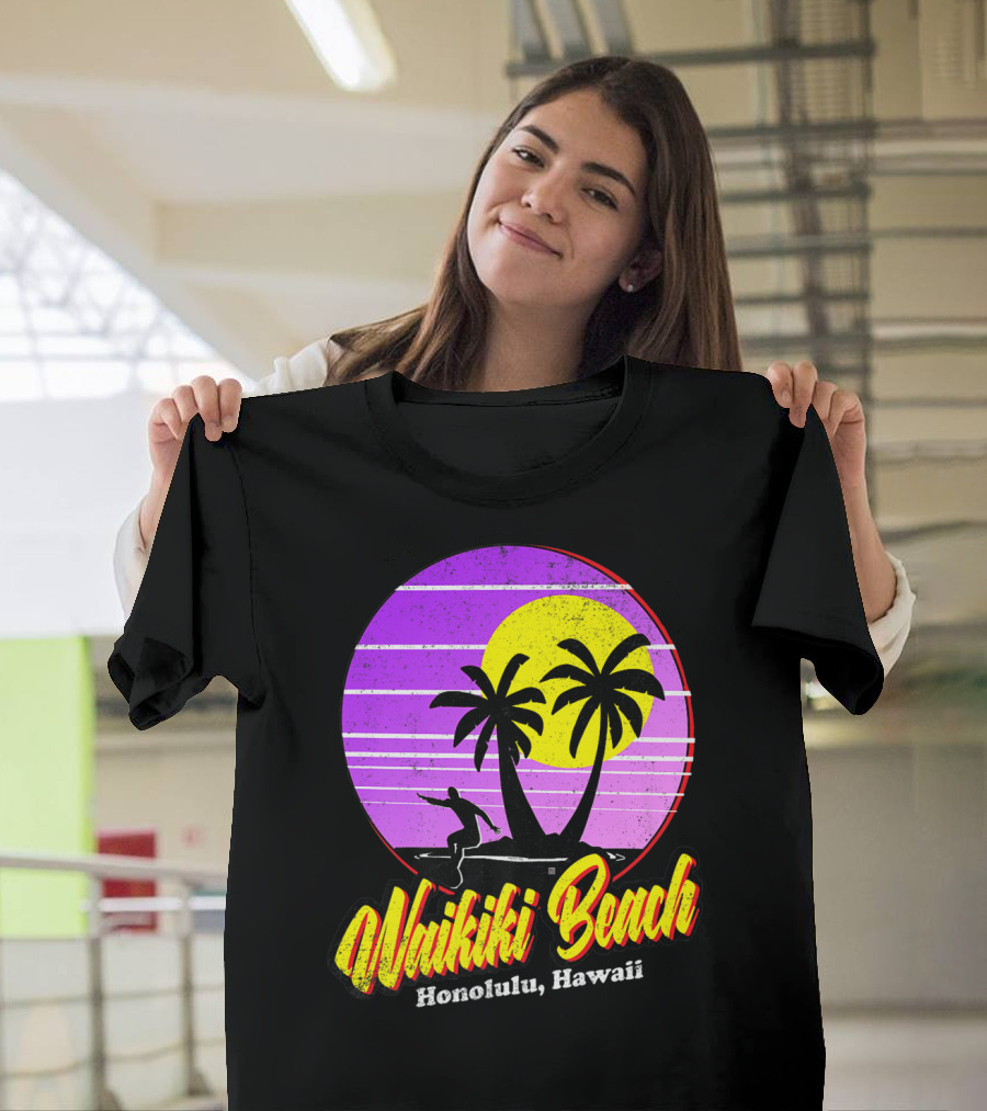 Waikiki Beach Honolulu Hawaii Retro Surfer 80s Vintage Palm Sunset T-Shirt