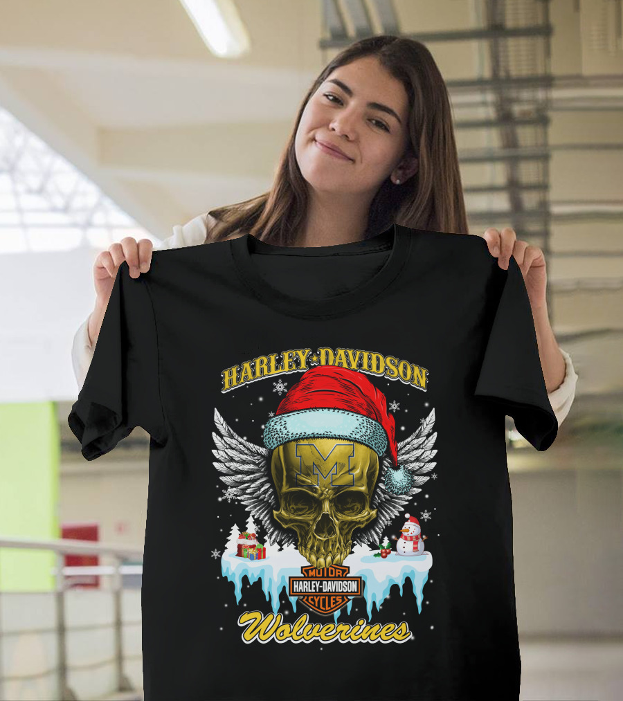 Harley Davidson Michigan Wolverines Skull Santa Hat Snowflake T-Shirt