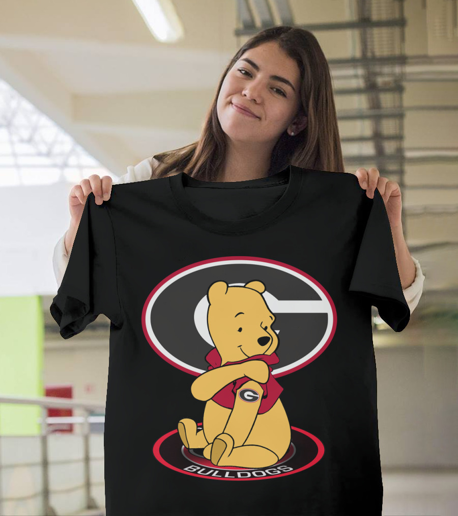 Winnie Pooh Georgia Bulldogs Fan with Logo and Jacket T-Shirt