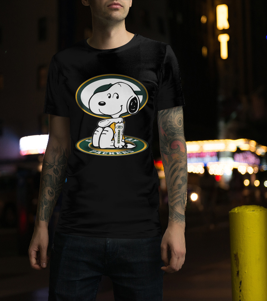 Snoopy Holding Green Bay Packers Logo Football Jerseys T-Shirt