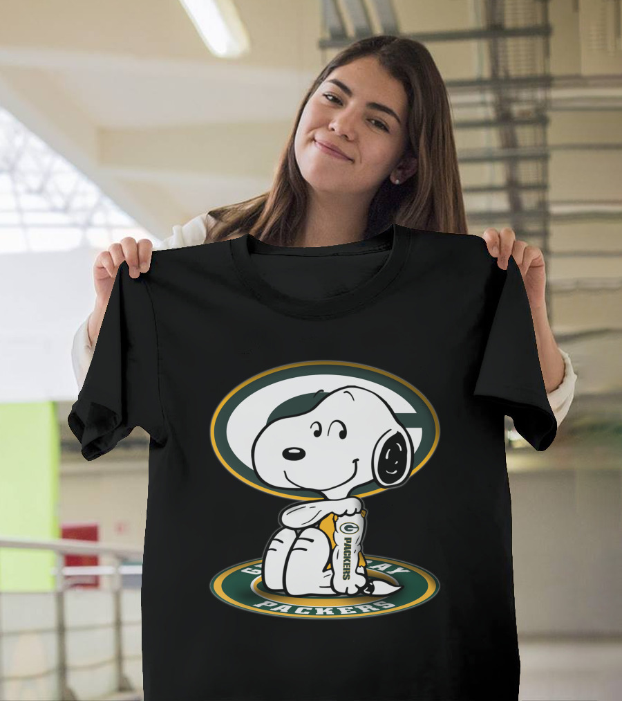 Snoopy Holding Green Bay Packers Logo Football Jerseys T-Shirt