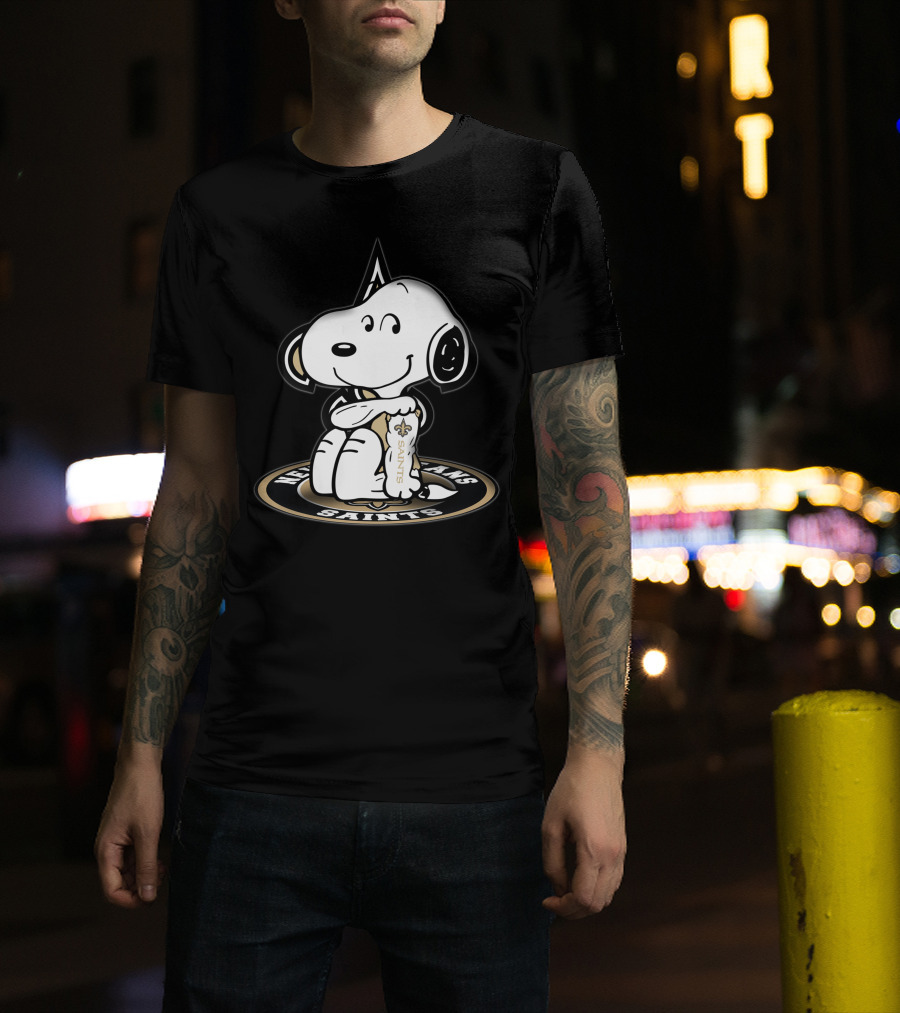 Snoopy Hugging New Orleans Saints Logo Nfl Fan Gear T-Shirt