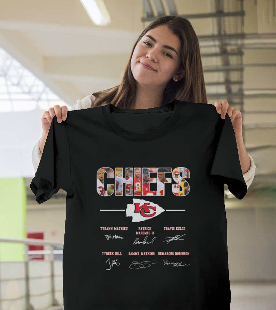 Chiefs Patrick Mahomes Tyrann Mathieu Travis Kelce Tyreek Hill Sammy Watkins Demarcus Robinson Kc Team Signature T-Shirt