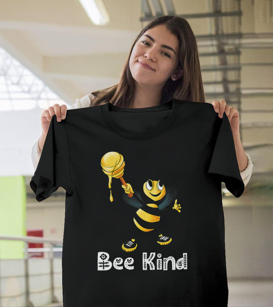 Bee Kind Be Kind Bee Lovers Honey Bee with Honey Dip杻 Stick T-Shirt