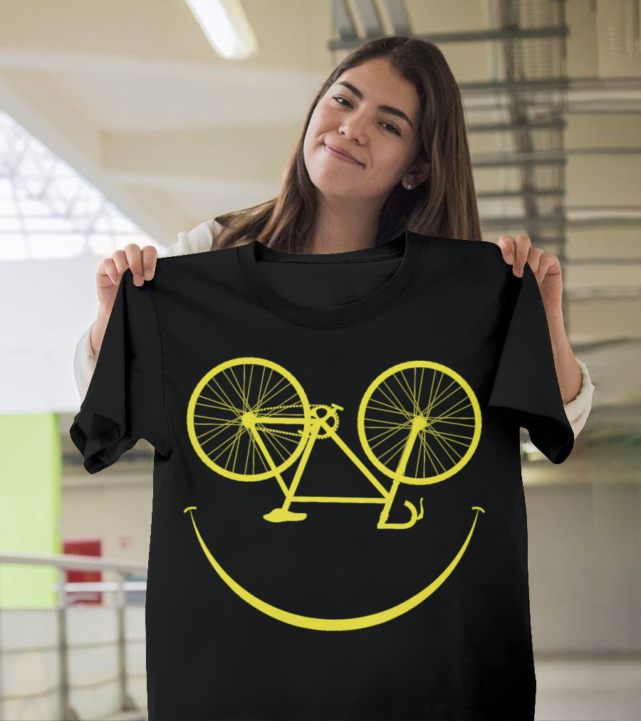 Bicycle Smiley Face Smiling Smile Cyclin Yellow Bike Wheels Smirk T-Shirt