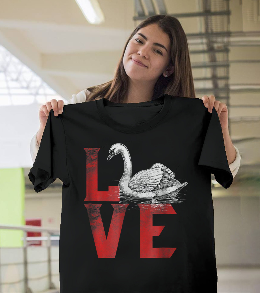 Love Swans Cute Waterbird Wild T-Shirt