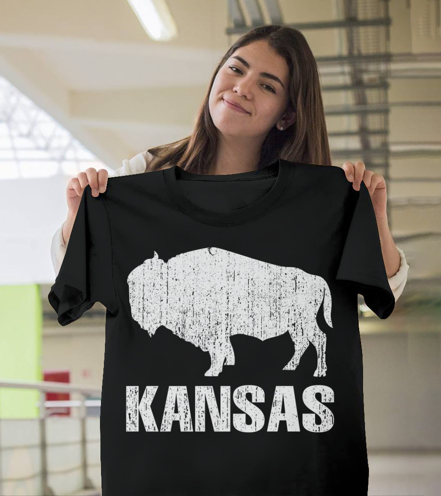 Distressed Kansas State Buffalo T-Shirt