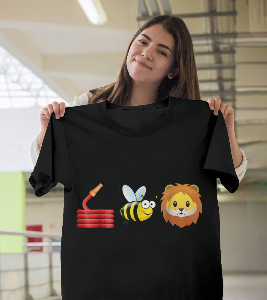 Hose Bee Lion Funny Animal Joke Pun T-Shirt