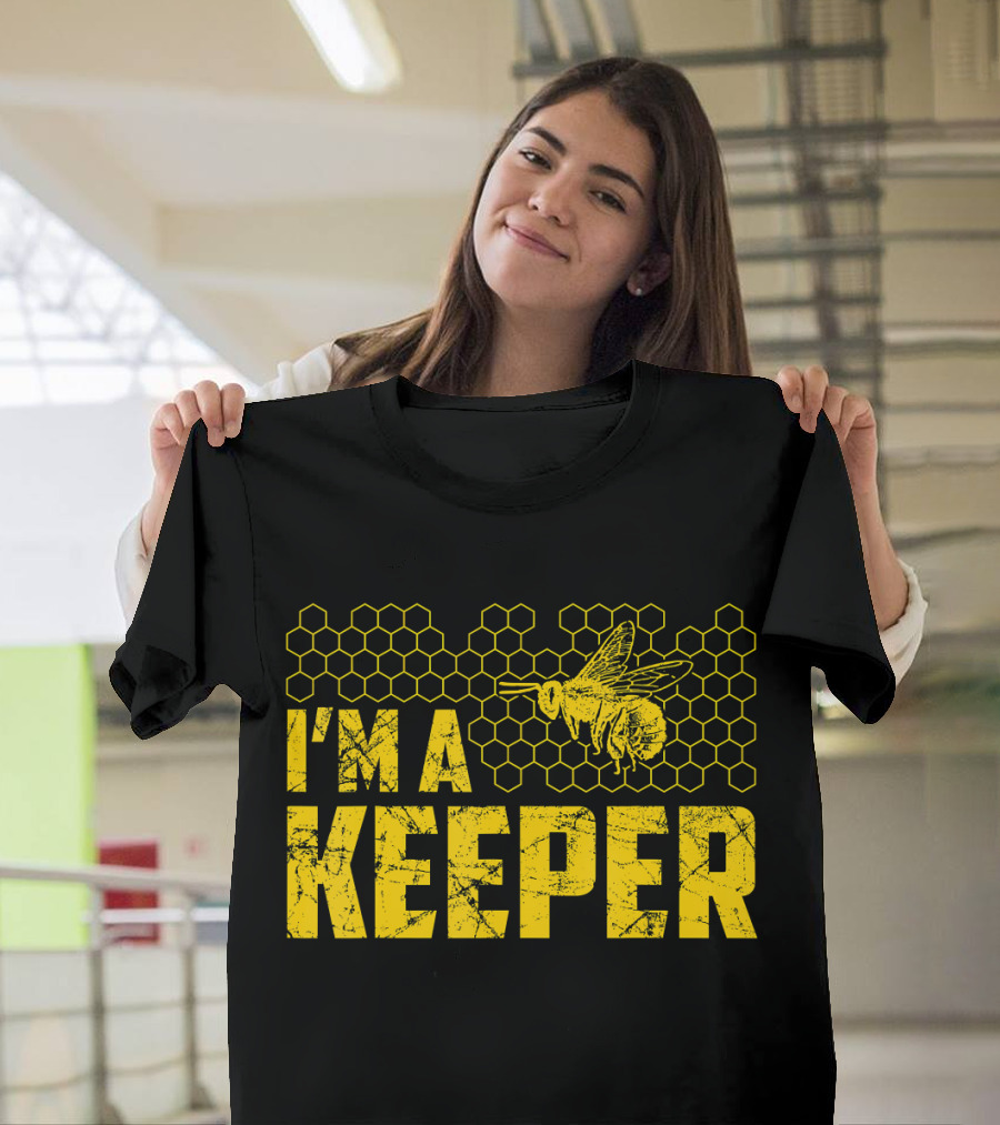 I'm a Keeper Beekeeping Honeycomb Bee T-Shirt