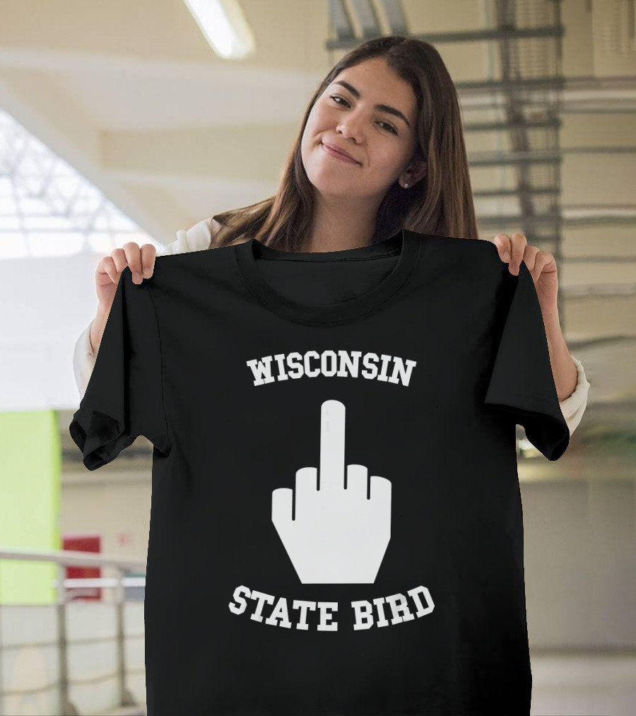 Wisconsin State Bird Funny Joke Flipping Off Iconic Gesture T-Shirt