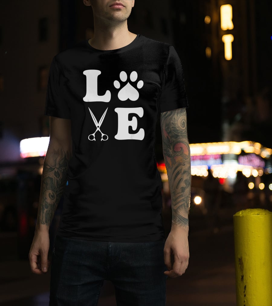 LOVE Dog Grooming With Scissors And Paw Prints T-Shirt