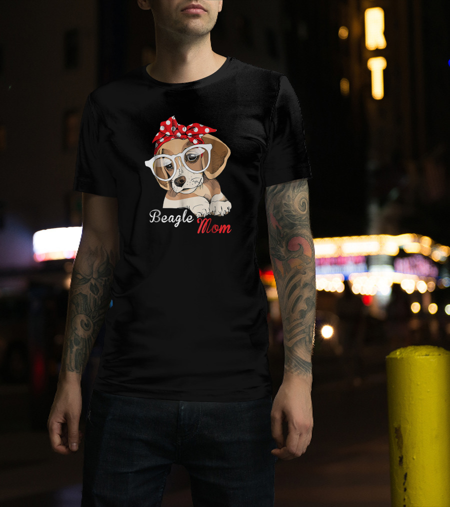 Beagle Mom Cute Beagle Dog With Glasses And Red Polka Dot Bow T-Shirt