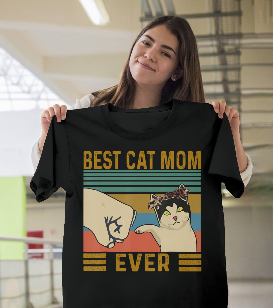 Best Cat Mom Ever Fist Bump Vintage Retro Cat with Headband T-Shirt