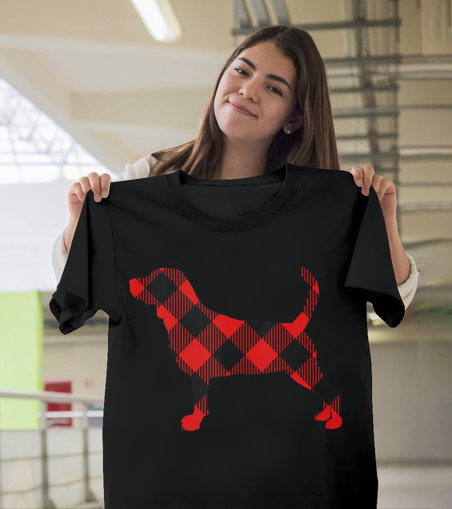 Black Red Plaid Labrador Dog Mom Paw T-Shirt