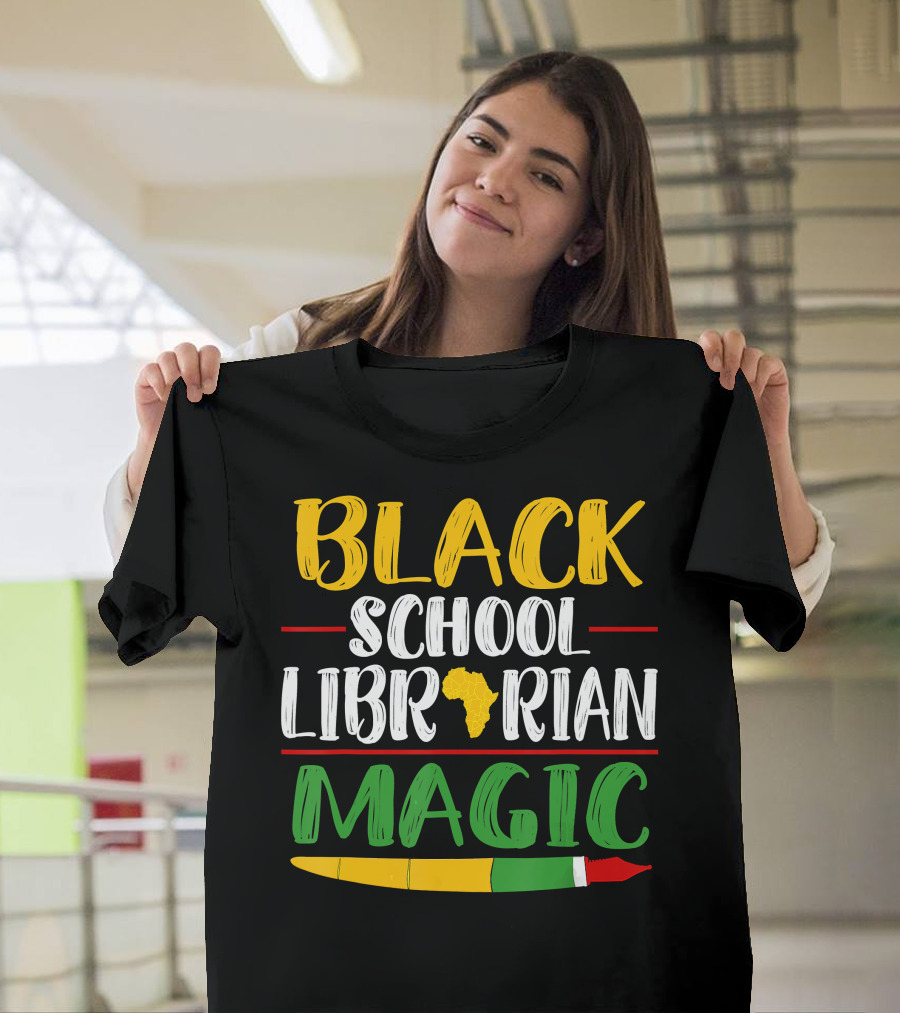 Black School Librarian Magic Africa Map Pencil T-Shirt