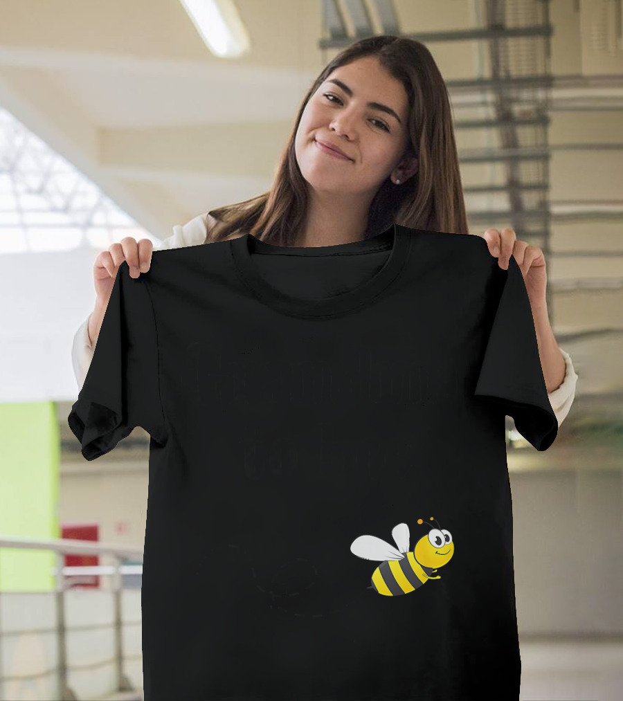 Grandma to Bee Pregnancy Announcement T-Shirt