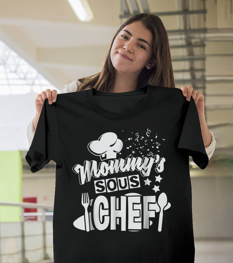 Mommy's Sous Chef Kid's Cooking with Chef Hat Confetti Stars Fork Spoon T-Shirt