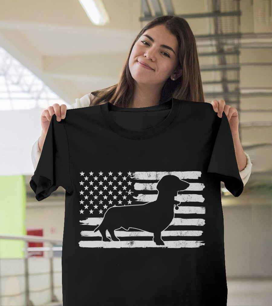 Dachshund Silhouette on Distressed USA Flag 4th of July America T-Shirt