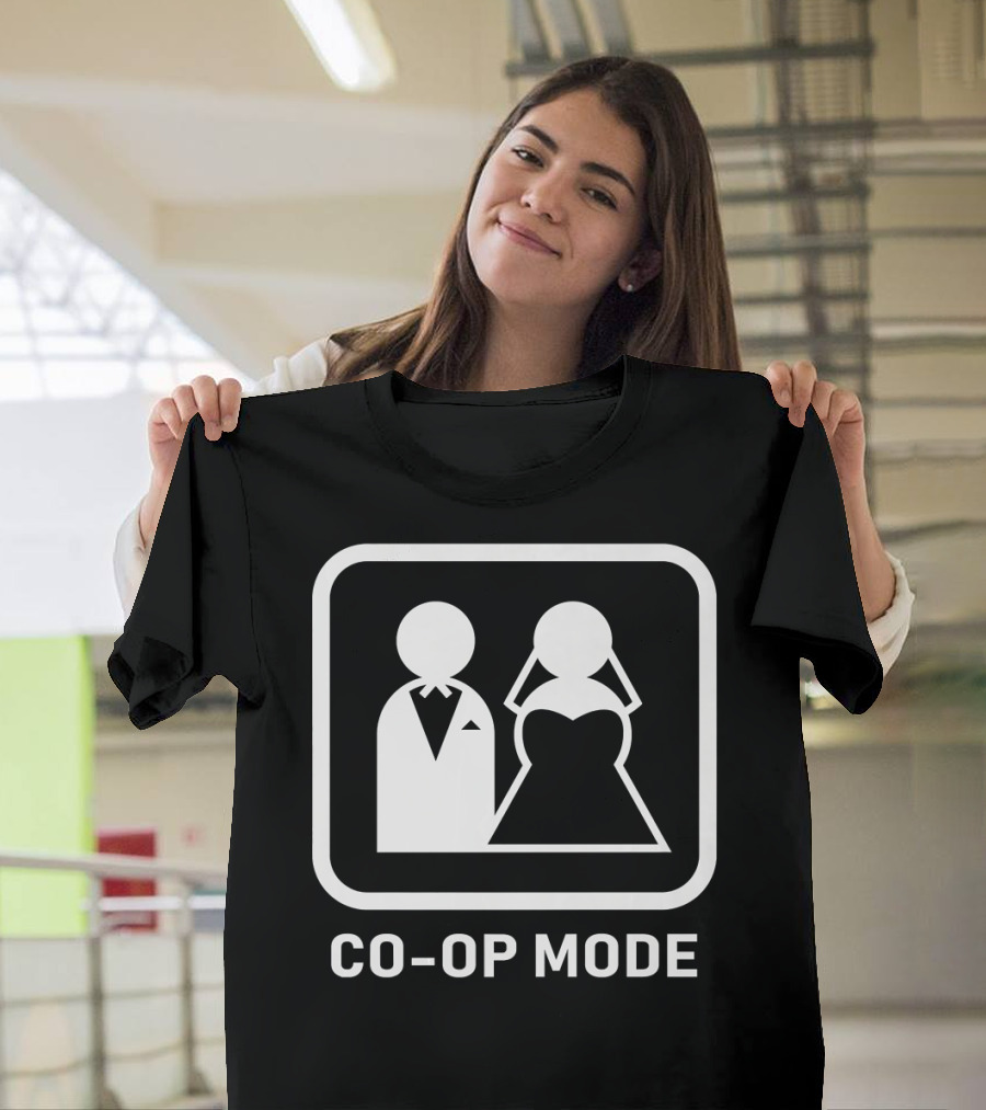 Co-Op Mode Gamer Couple Marriage Idea Funny Vid Wedding Gaming Humor T-Shirt