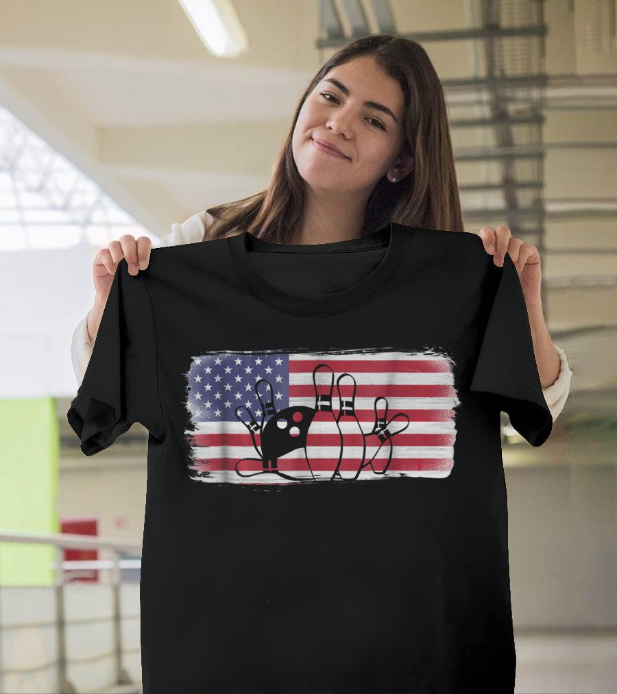 USA American Flag Bowling Fan Player Perfect Strike Patriotic T-Shirt