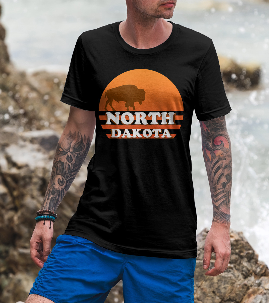 Vintage Sunset North Dakota 70s 80s Retro Buffalo T-Shirt