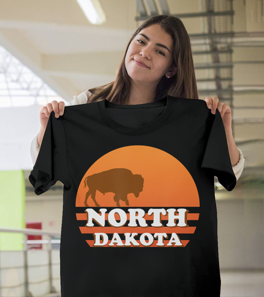 North Dakota Vintage 70s 80s Sunset Buffalo T-Shirt