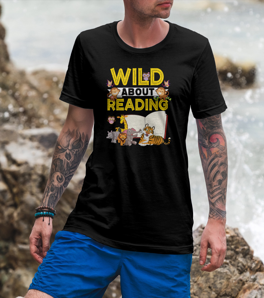 Wild About Reading Back To School Jungle Safari Animals Kids Book T-Shirt