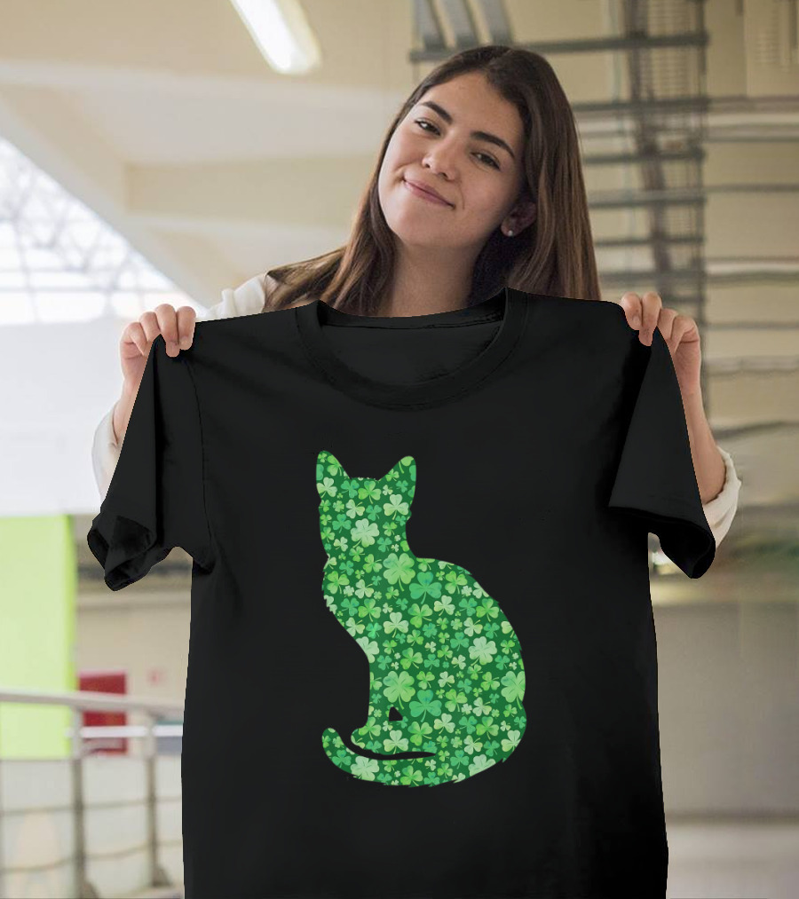 Shamrock Cat St Patrick's Day Irish Green Clover T-Shirt