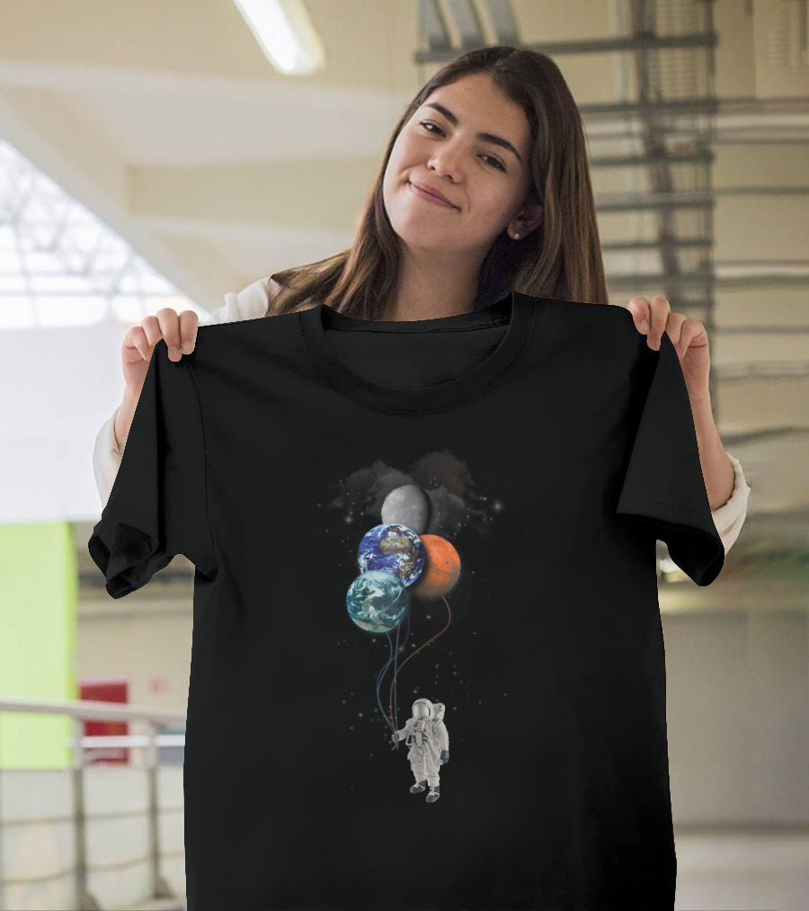 Astronaut Floating with Moon Earth and Mars Planet Balloons T-Shirt