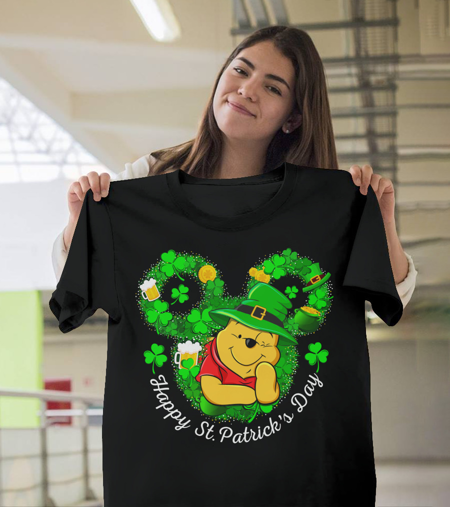 Happy St. Patrick's Day Pooh Shamrocks and Green Hat T-Shirt