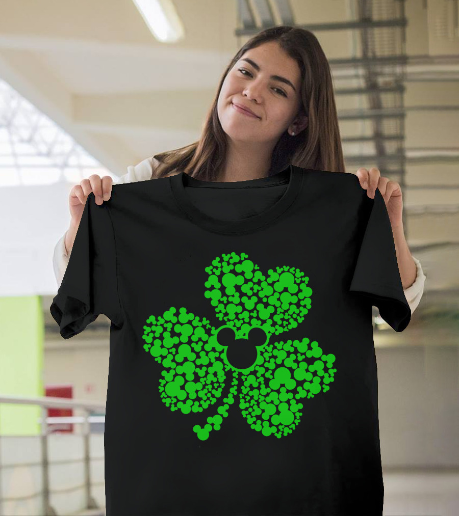SHAMROCK Mouse Icon Themed St. Patrick's Day Green Flowers T-Shirt