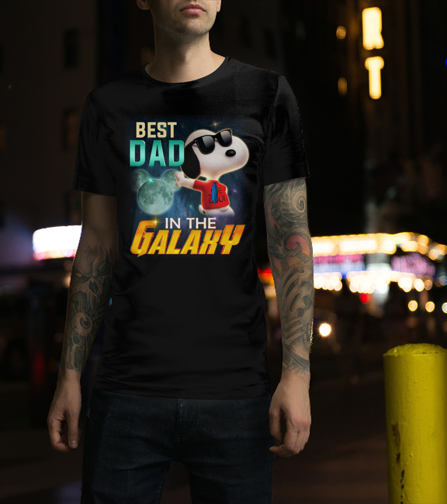 Best Dad IN The Galaxy Snoopy E Cool T-Shirt
