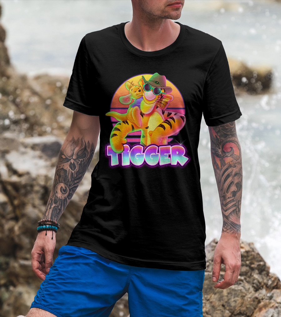 Tigger Retro Sunset Style With Piglet And Cool Hat T-Shirt