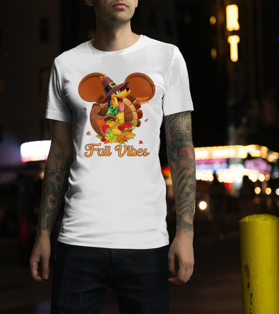 Pluto Fall Vibes Thanksgiving Cornucopia And Autumn Leaves T-Shirt