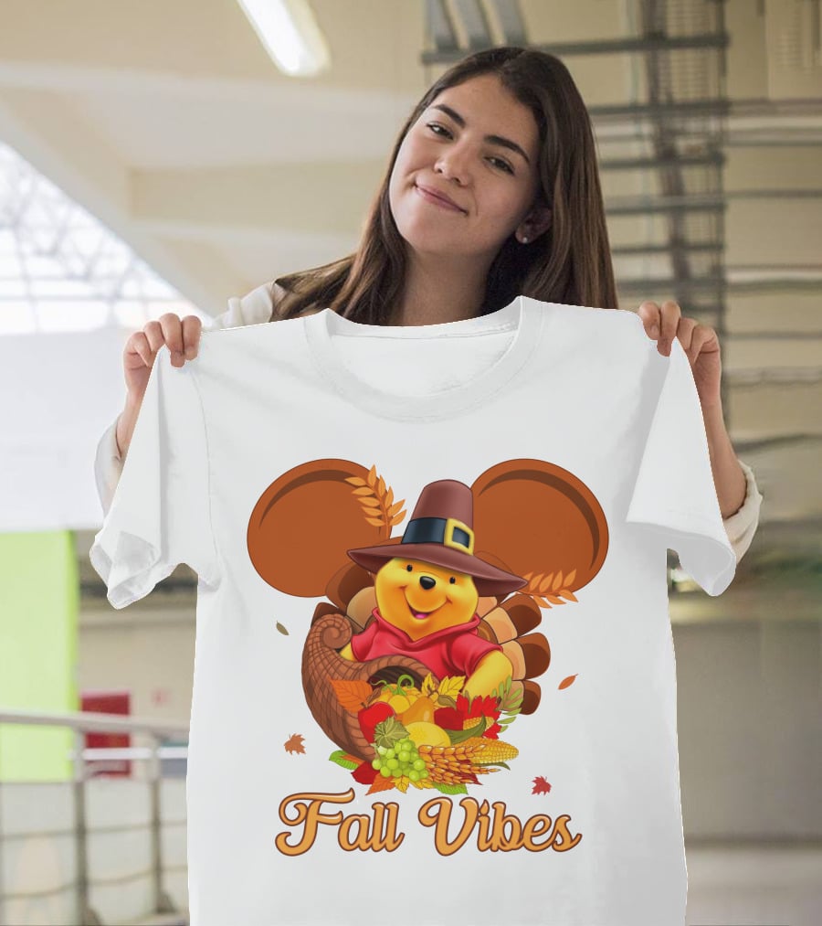 Fall Vibes Pooh Thanksgiving Cornucopia T-Shirt