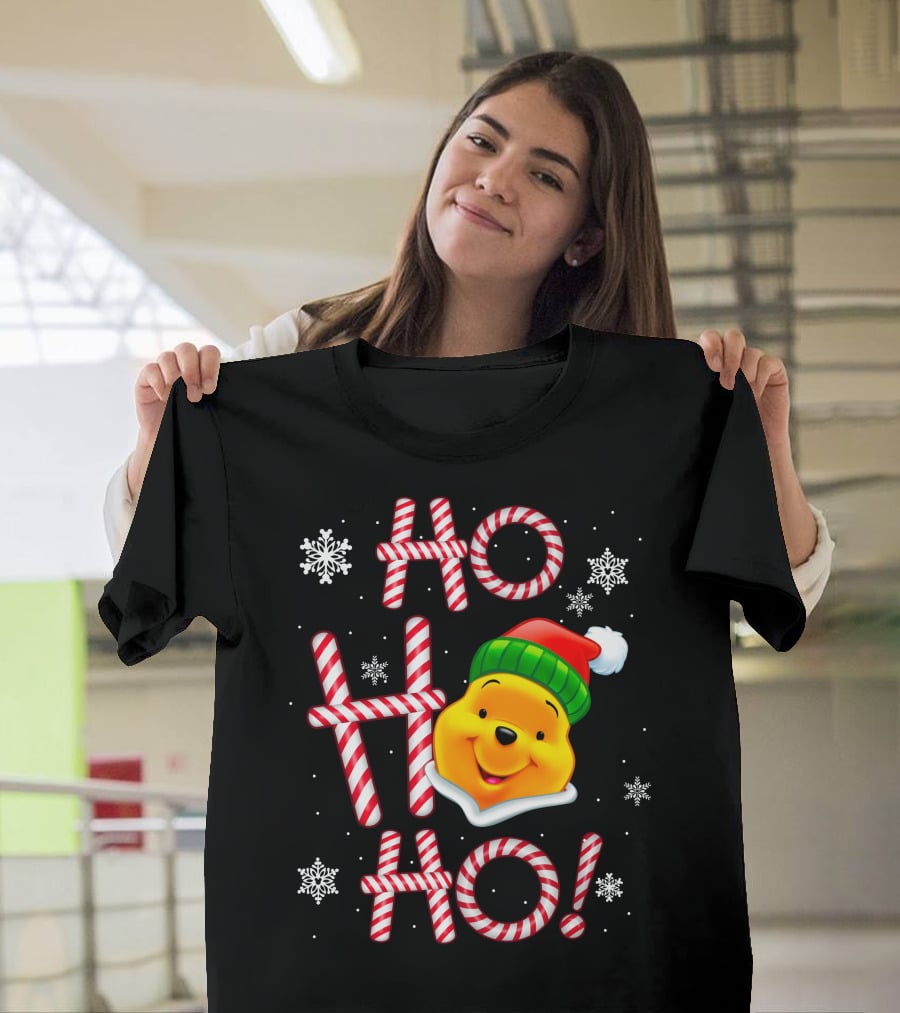 Ho Ho Ho Pooh Santa Christmas Snowflakes T-Shirt