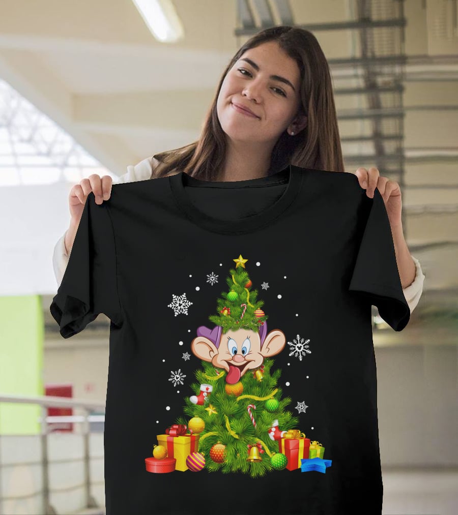 Dopey Christmas Tree Festive Decorations Snowflakes And Gifts T-Shirt