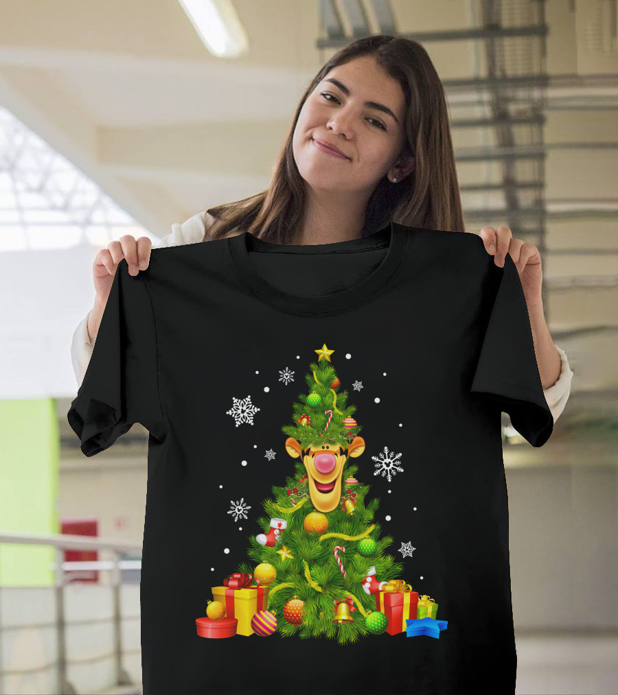 Tigger Christmas Tree With Snowflakes And Gifts T-Shirt