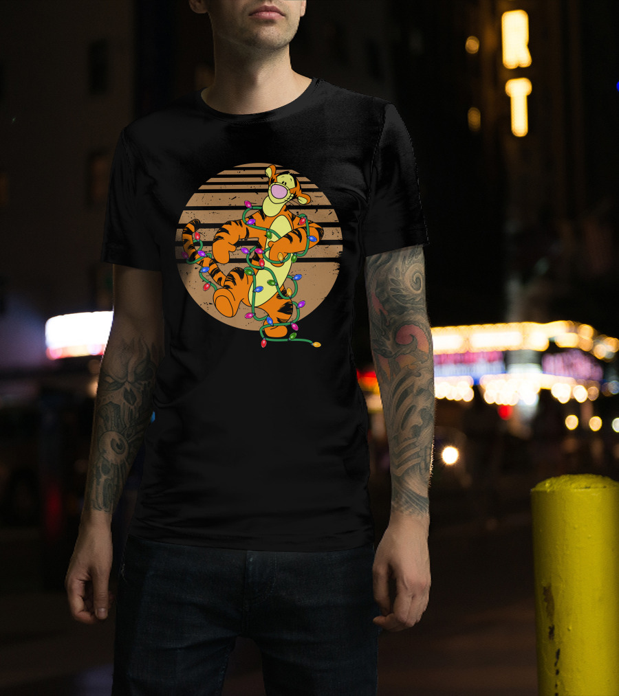 Tigger Wrapped In Christmas Lights Circle T-Shirt