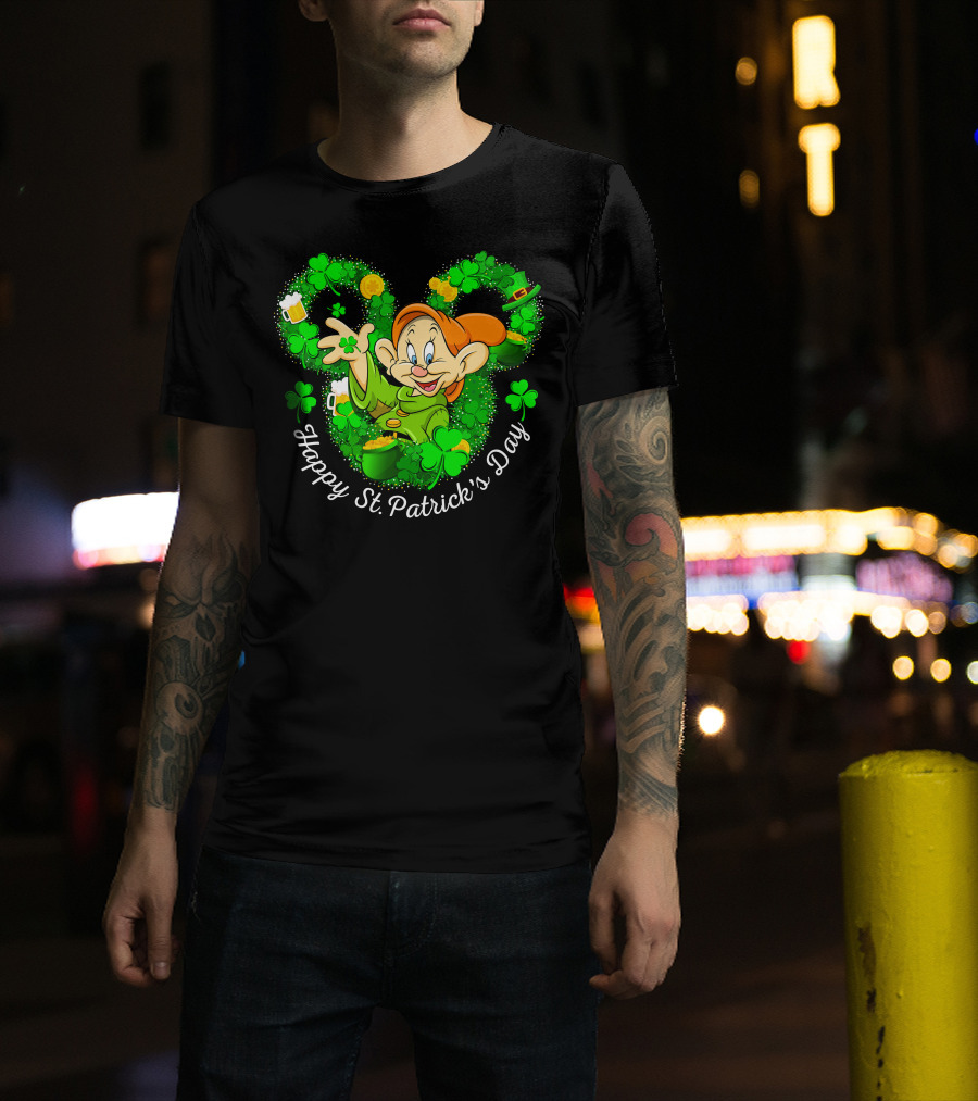 Dopey Happy St. Patrick's Day Shamrock And Beer Celebration Green Theme T-Shirt