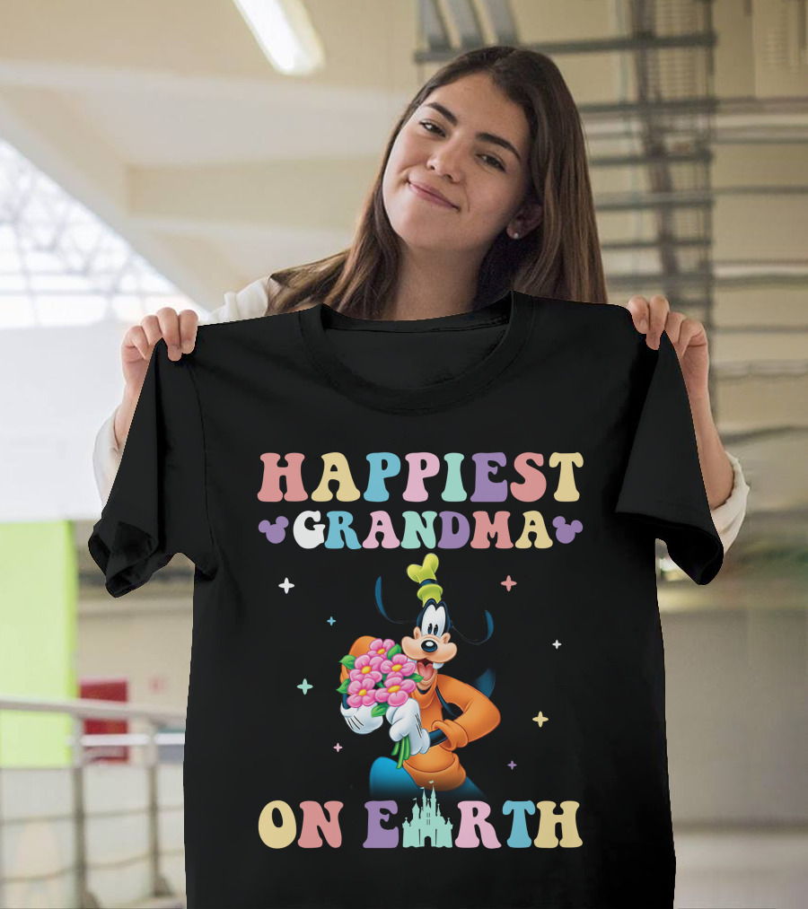 Happiest Grandma On Earth Goofy T-Shirt