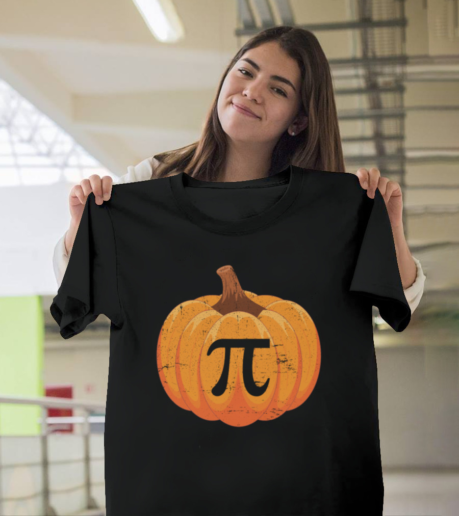 Distressed Retro Pumpkin Pi Symbol Joke T-Shirt